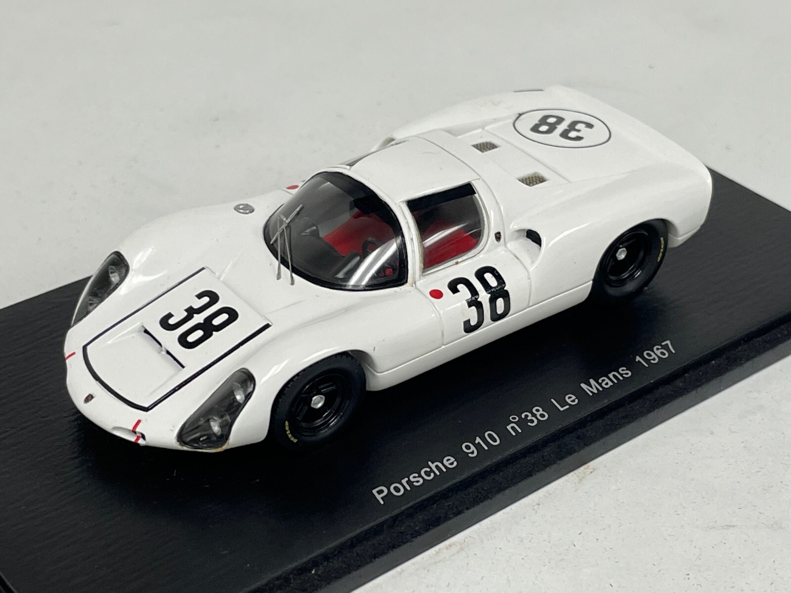 1/43 Spark Porsche 910 car #38 1967 24 Hours of LeMans S3465