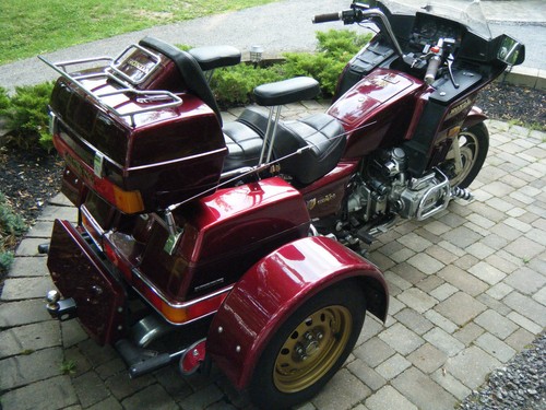 ee様 ZXR400 SP 純正FCR用 インテークマニホールド 16065-1241｜Yahoo