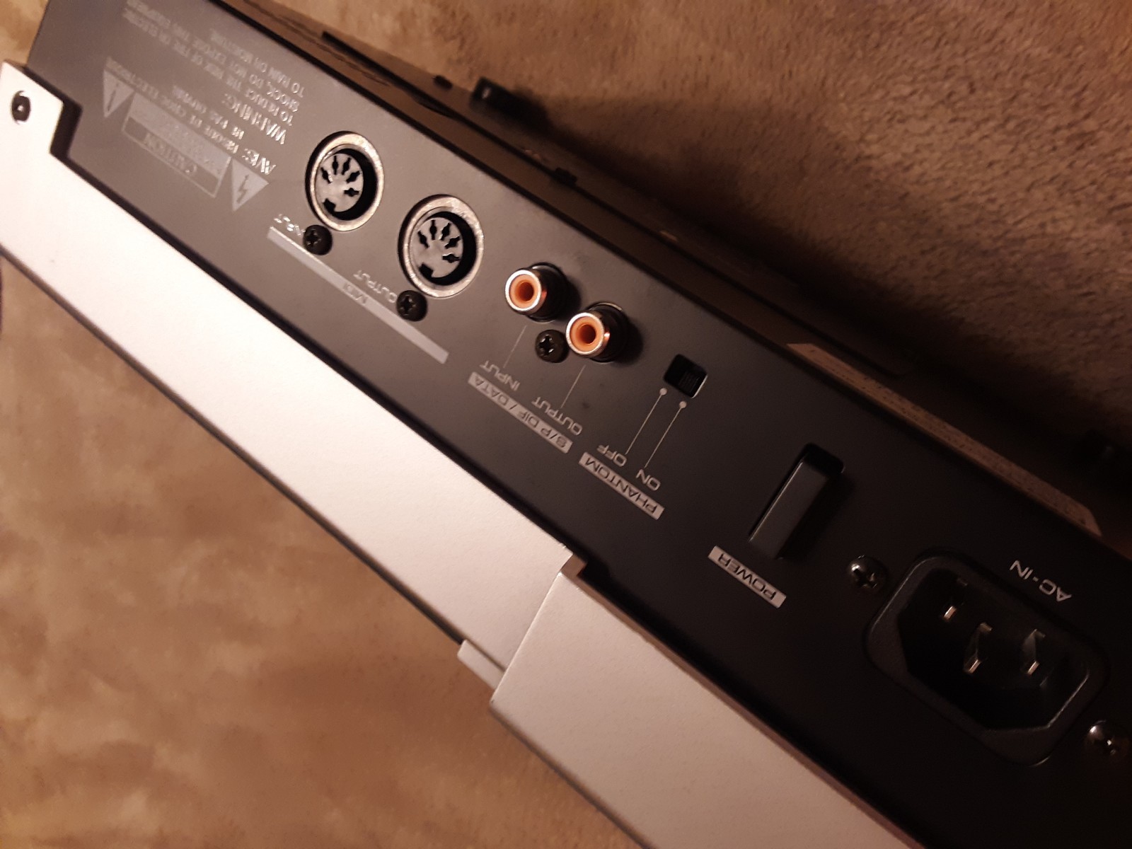 Fostex VF80ex 8-Track Digital Multitrack Recorder with CD-RW Burner w Mic & CDs