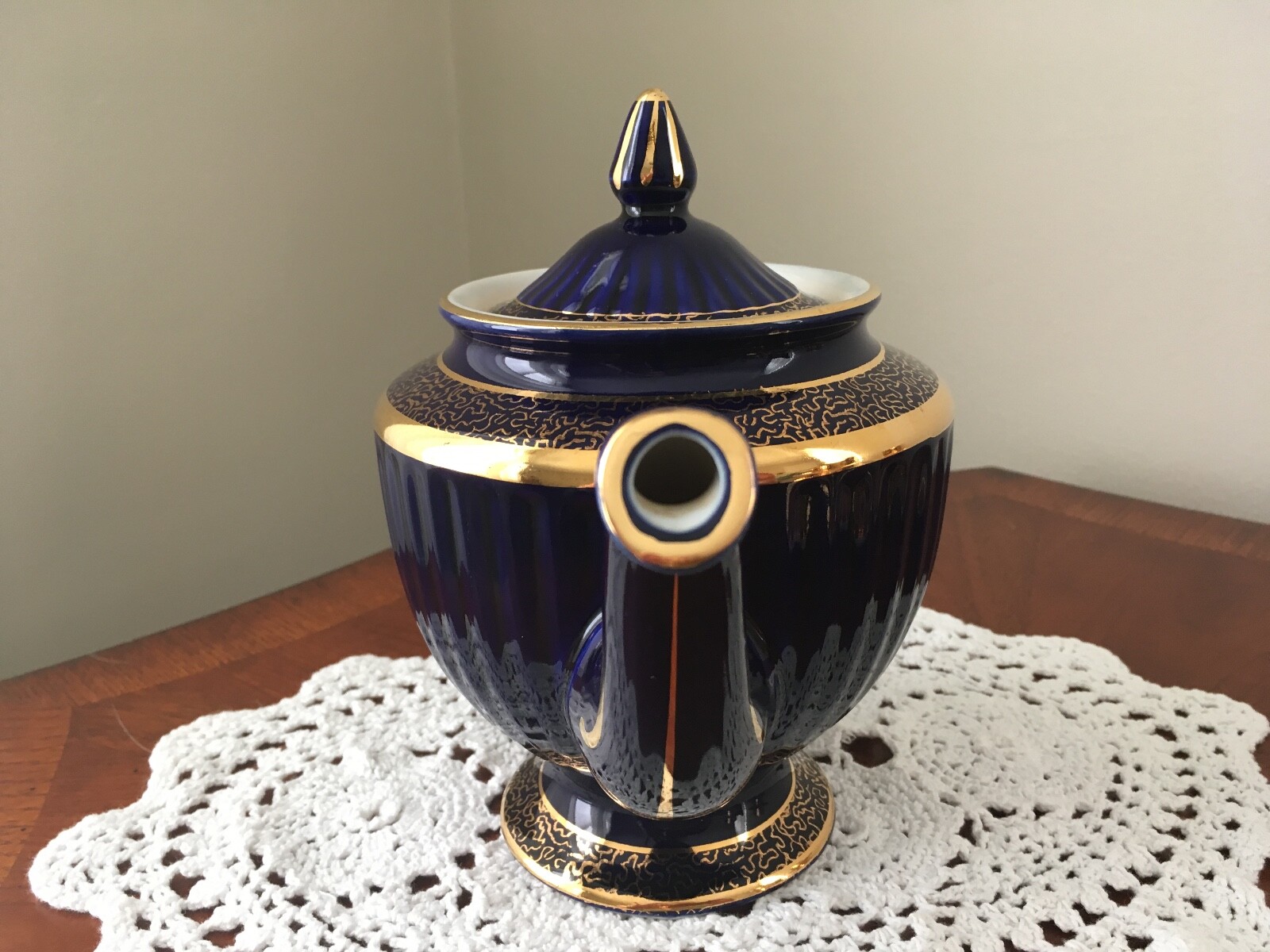 Hall China Cobalt Blue Teapot With Gold Trim - 083 Made In USA