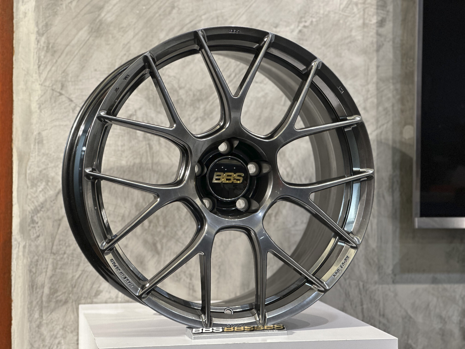 BBS ビービーエス RE-V7 RE-V7019 アルミホイール 単品1本 18インチ 8.5J