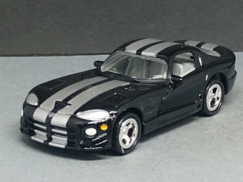特価 MODELER'S (1/24) ダッジ VIPER GTS-R Amazon.com: KiNSMART Dodge Viper GTR-S SetOf4 1:36 Scale 5