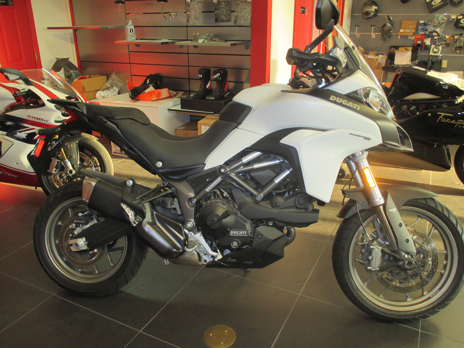 2017 DUCATI MULTISTRADA 950 DEMO