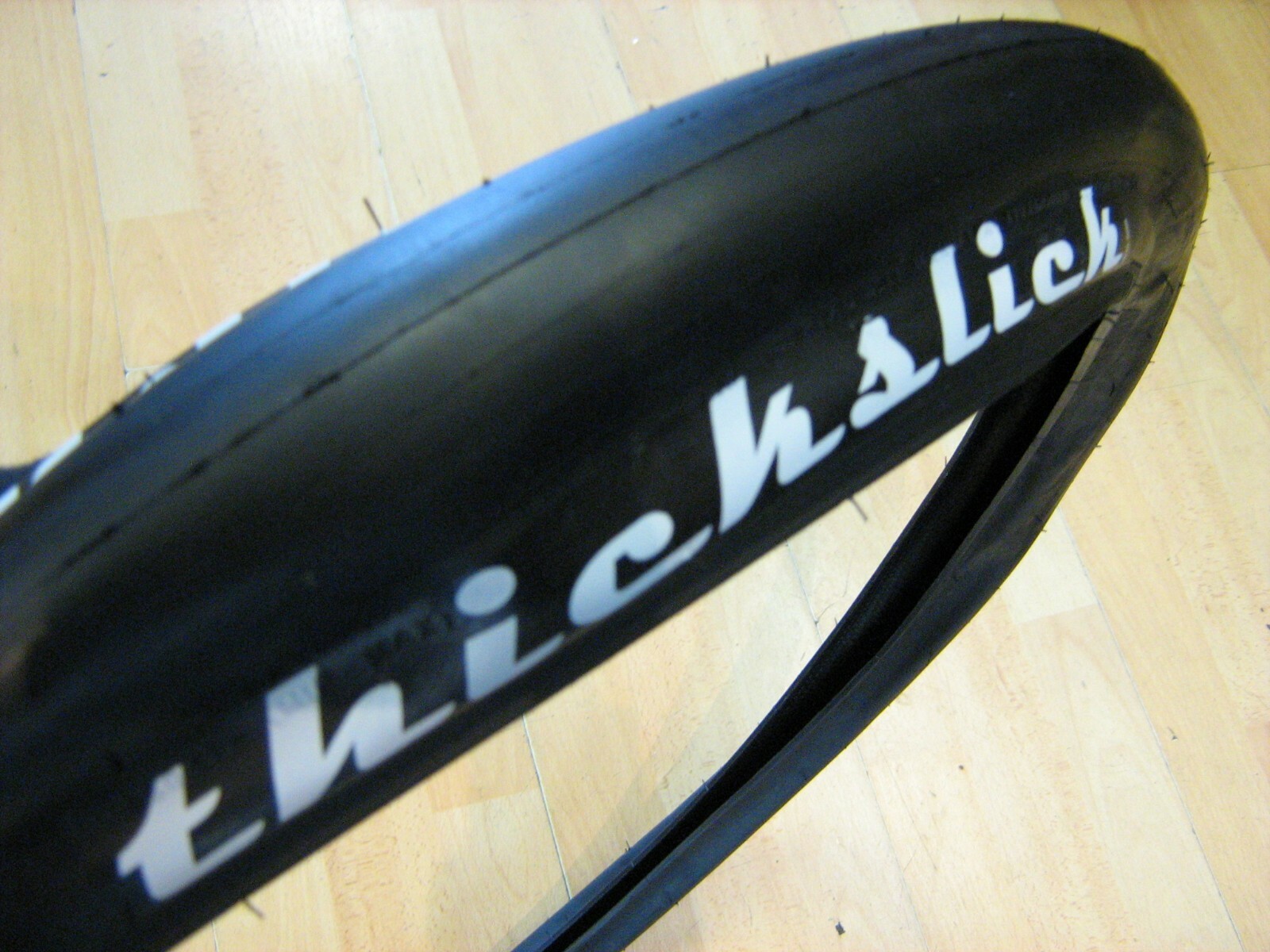27.5 x 2.5 tyres