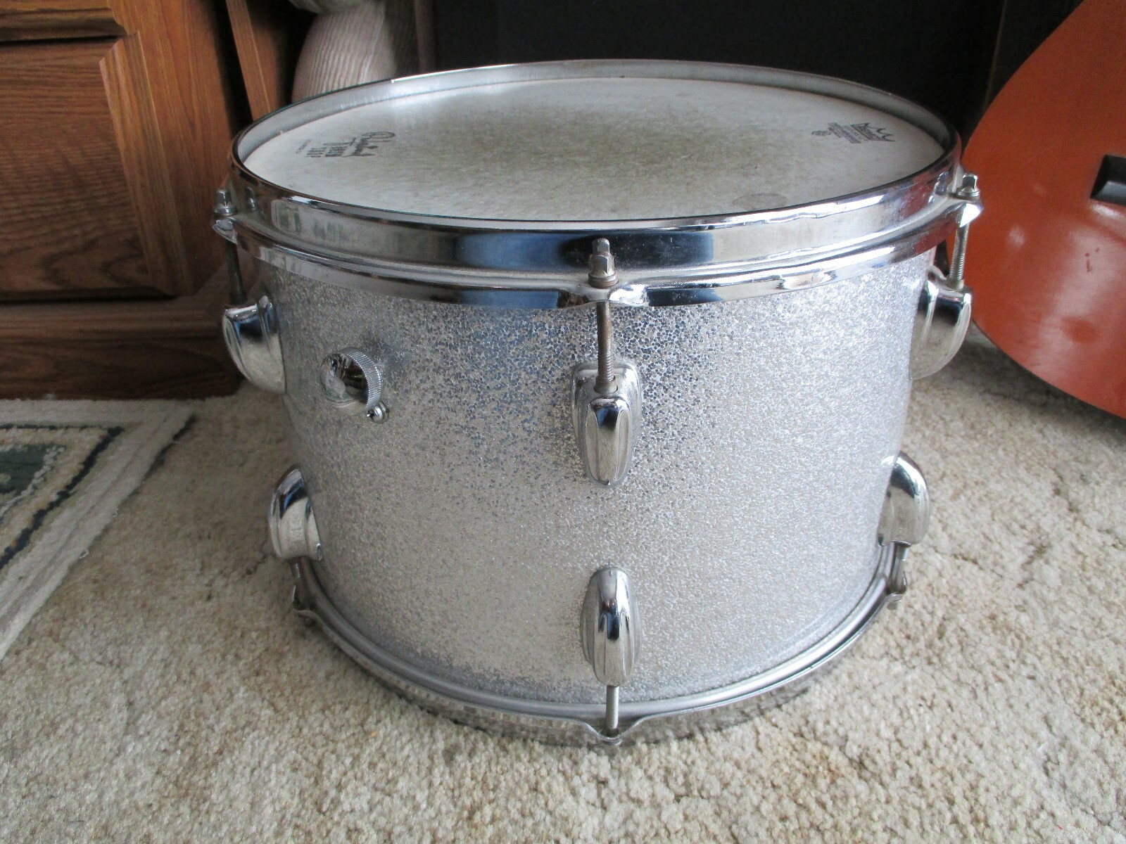 1970'S SLINGERLAND 3 PLY TOM 9X13 SILVER SPARKLE