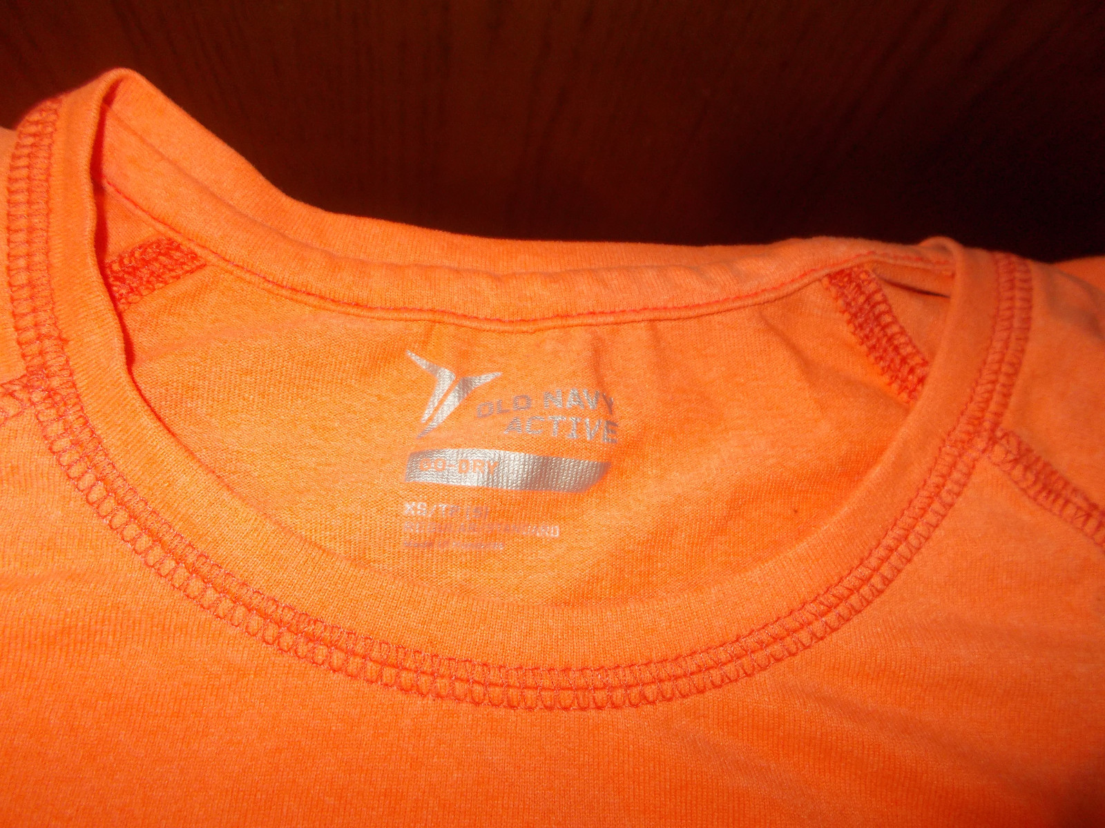 OLD NAVY ACTIVE WEAR  PULLOVER GO-DRY ORANGE COLOR SIZE XS 5