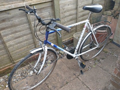 Men's Raleigh Classic 26" Bike - 12 Gears - Includes Lock