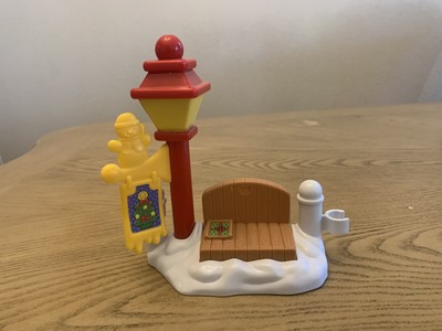 Fisher Price Little People CHRISTMAS LAMP POST BENCH Winter Holiday FENCE NEW