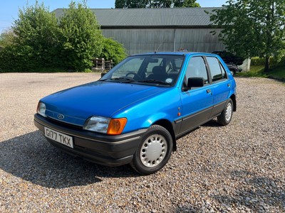 Ford Fiesta MK3 1.4 Ghia - Walk Around Video