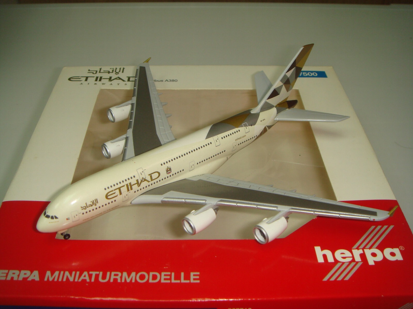 飛行機模型 Herpa ETIHAD AIRWAYS 1/500 レア Herpa Wings 500 Etihad Airways A380-800 