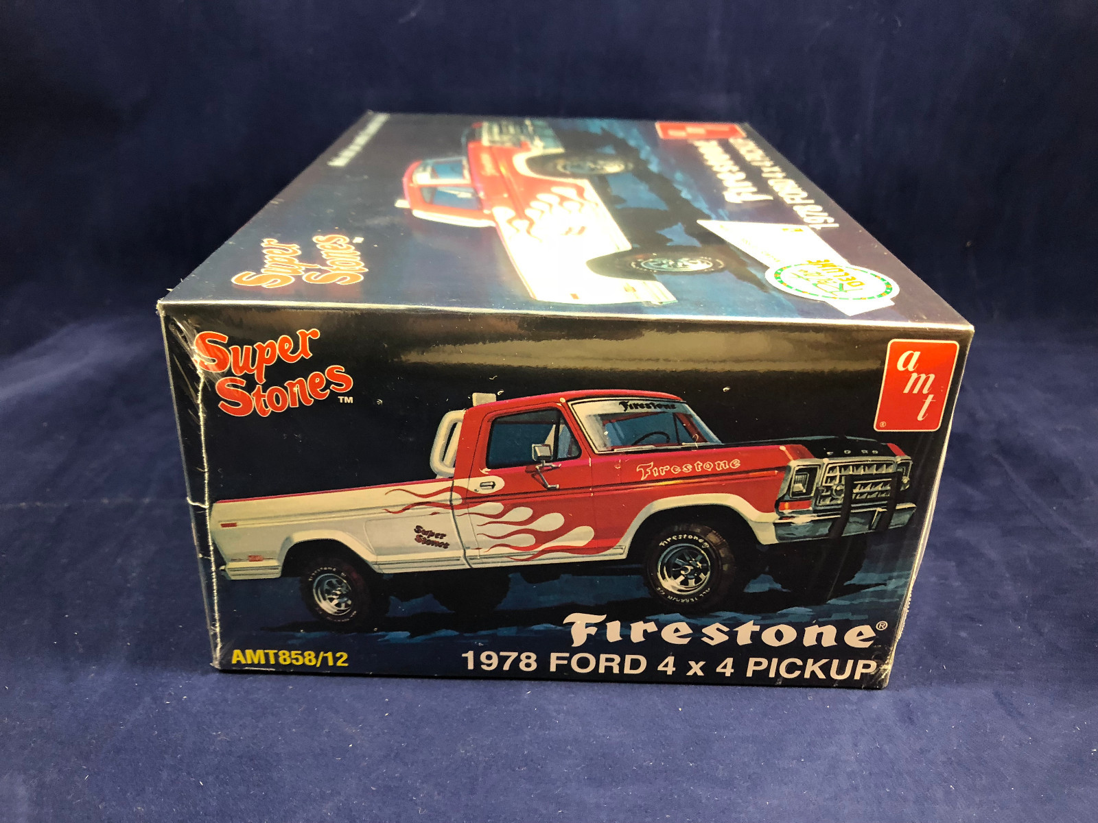 AMT Firestone 1978 Ford 4x4 Pickup 1:25 Scale Plastic Model Kit 858 New in Box