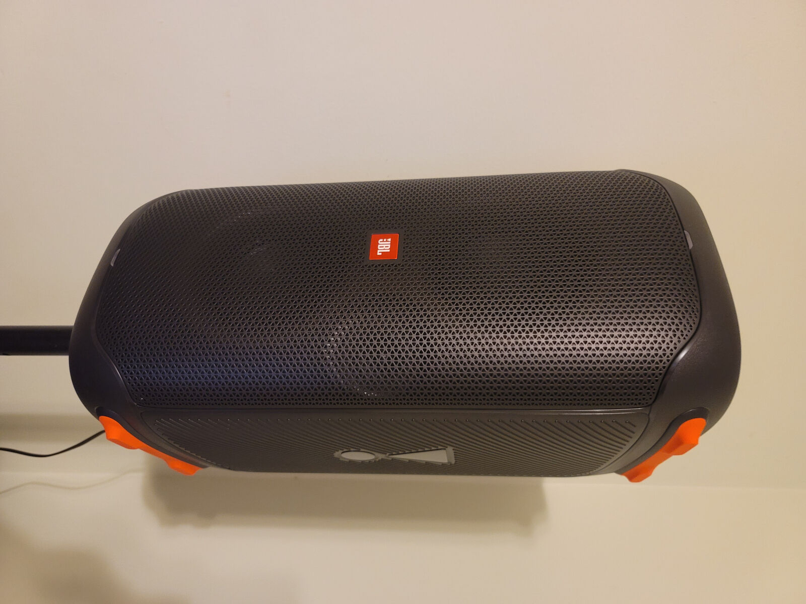 JBL PartyBox 110 Bluetooth Party Speaker (JBLPARTYBOX110AM JBL PartyBox 110 Bluetooth Party Speaker (JBLPARTYBOX110AM