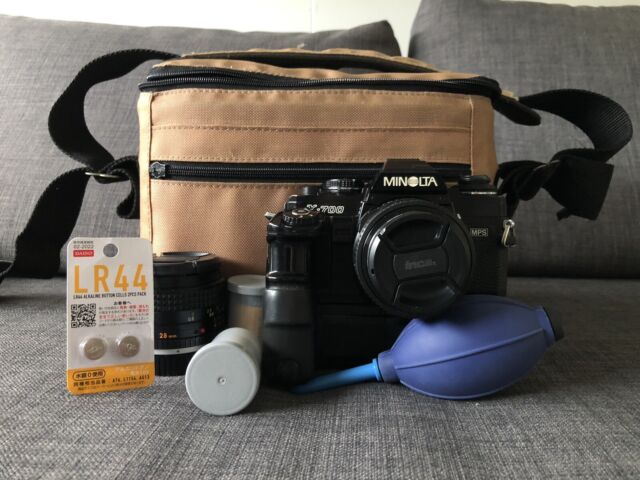MINOLTA X700 35mm FILM CAMERA & ACCESSORIES Non Digital