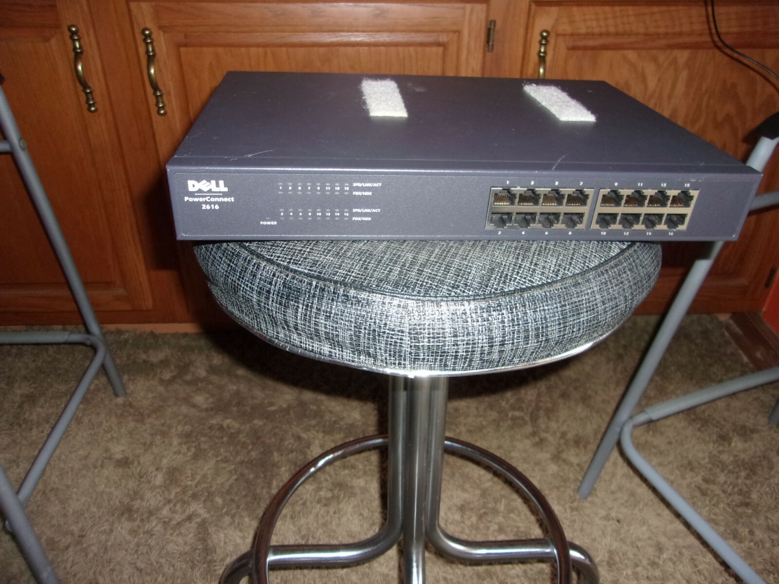 Dell PowerConnect 2616 for parts or repair