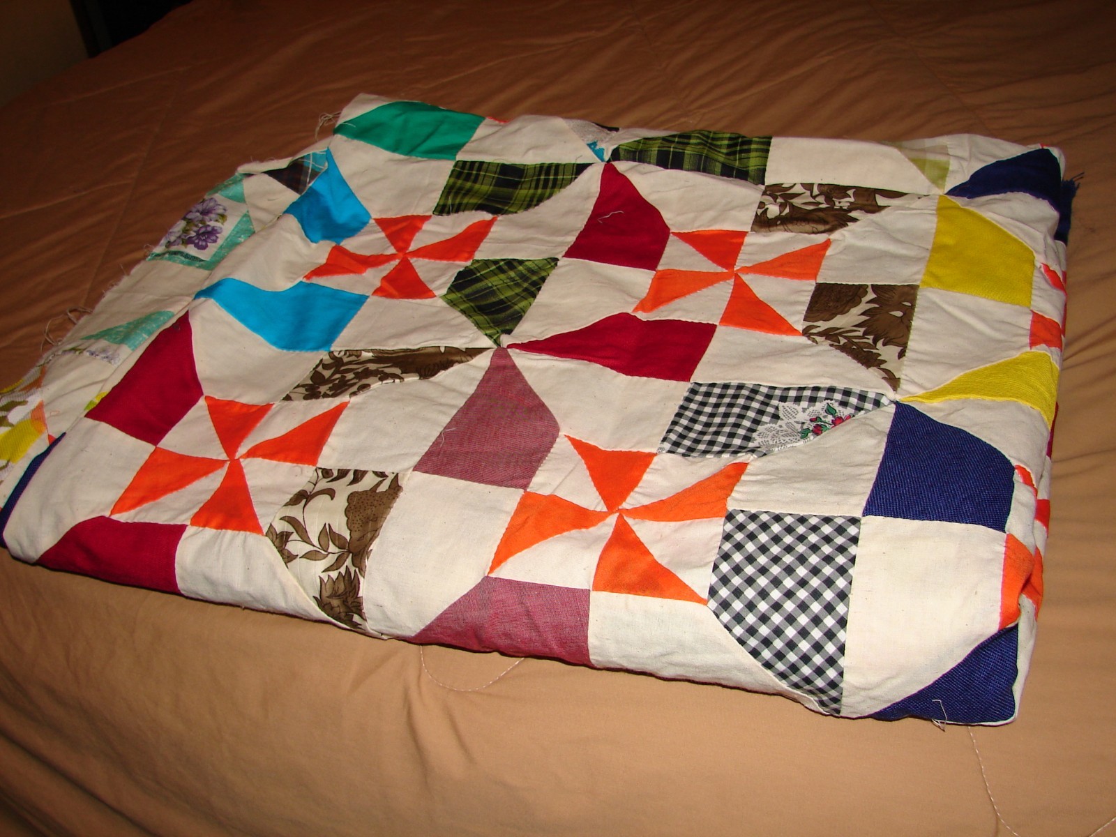 QUILT TOP ABSTRACT DESIGN