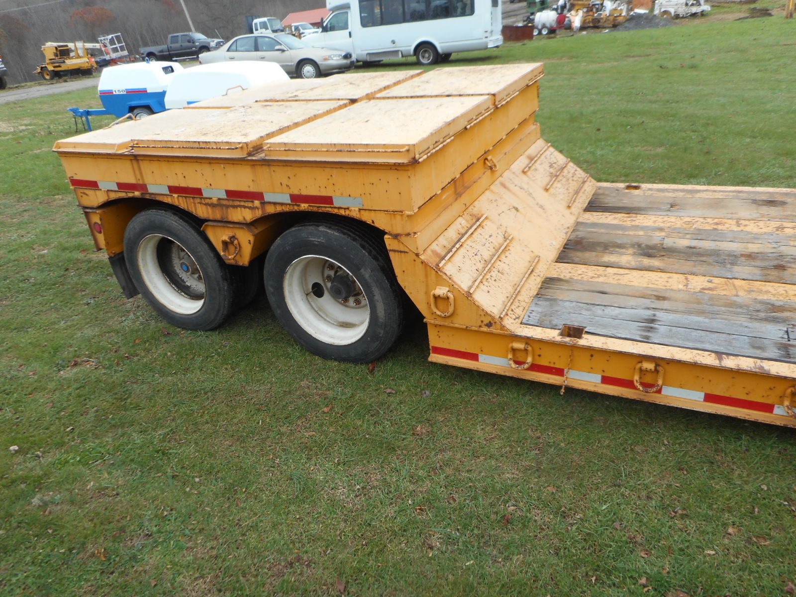 1996 FONTAINE TANDEM AXLE RIGID NECK LOWBOY 35 TON 70,000 TRAILER