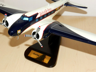 BOEING B-247 UNITED AIR LINES MAHOGANY WOOD MODEL 1/48 SCALE GEM NEW