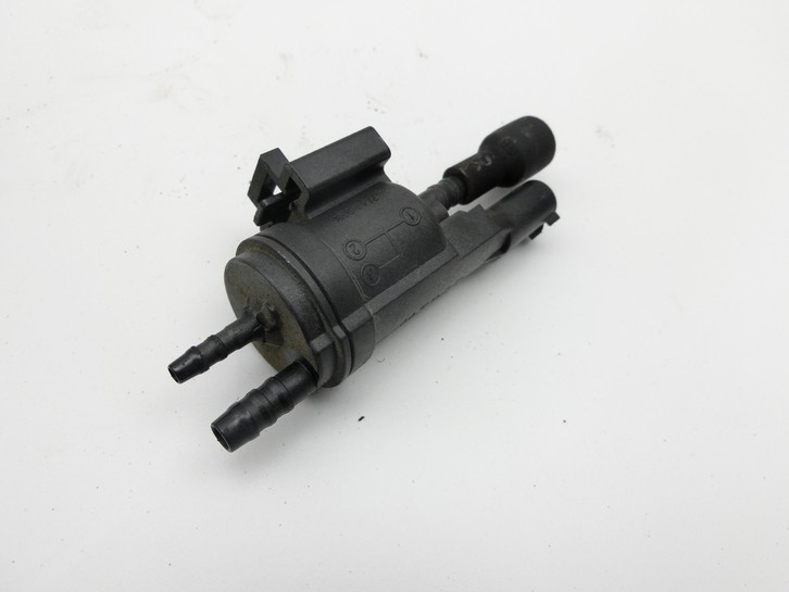 Mercedes A207 C207 E250 11-13 CDI 2,2 150KW Magnetventil Umschaltventil  - Bild 2