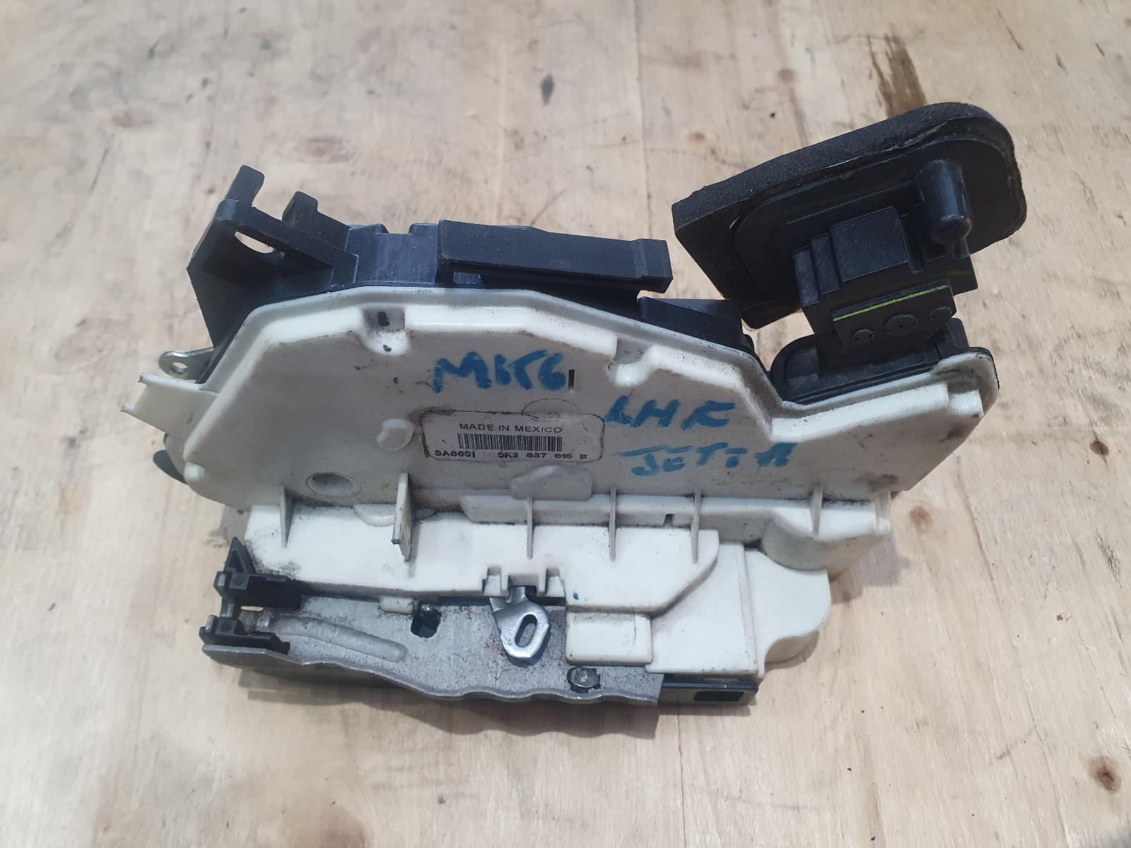 2011 Golf VW LEFT FRONT DOOR LOCK GEN 6 HATCH/CABRIO image 4