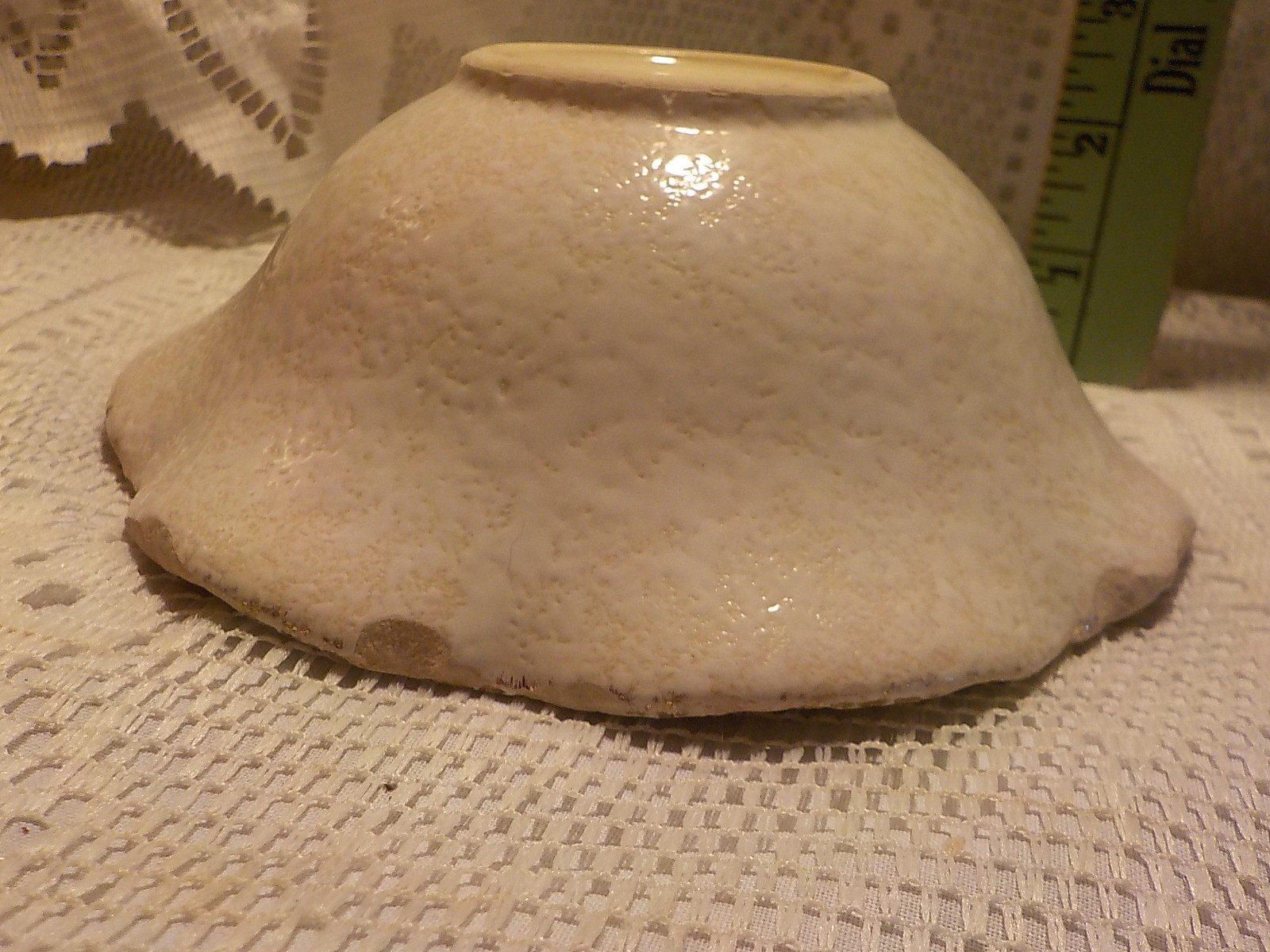 Vintage Hull Pottery Cereal Bowl B4 Ruffled Border Butterflies and flowers Rare