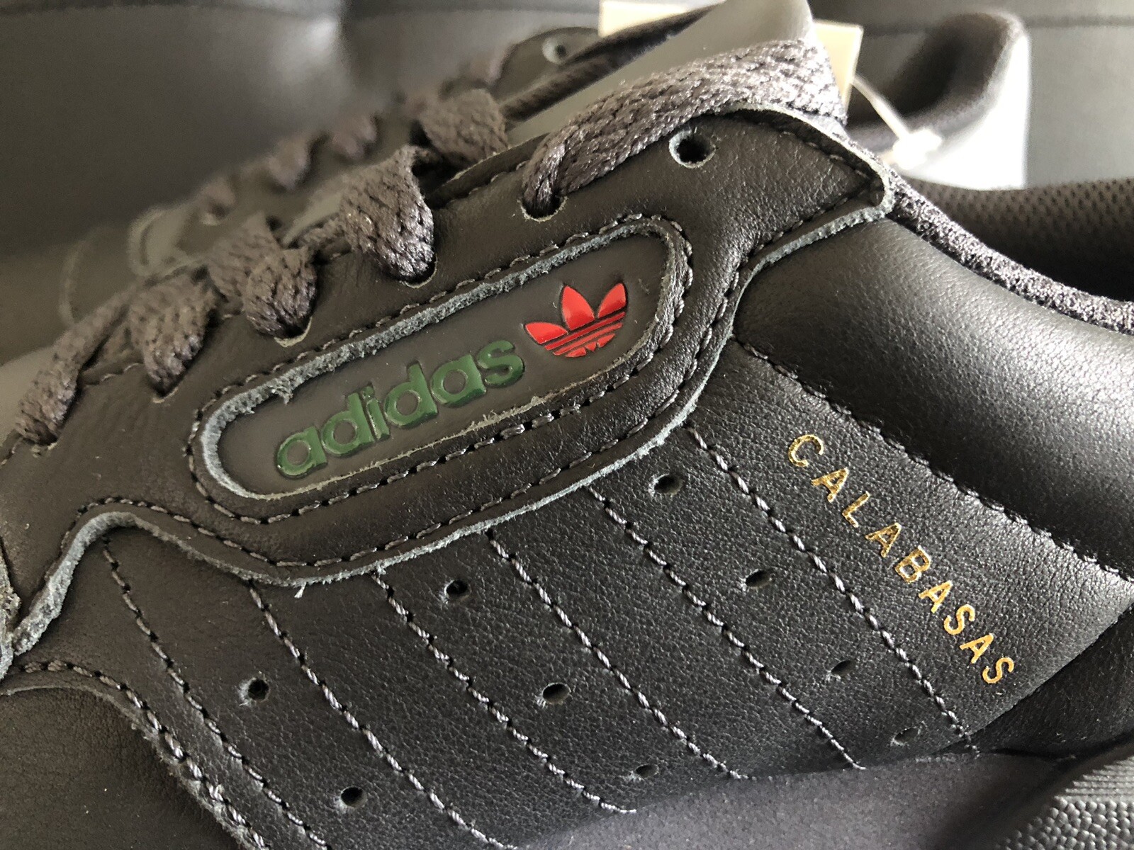 adidas calabasas green