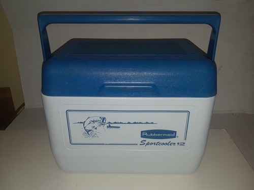 Vintage Rubbermaid GOTT  Sportcooler- Lunch Box Ice Chest