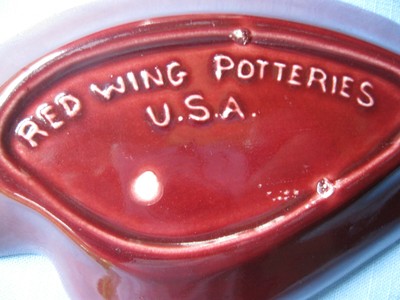 VINTAGE RED WING POTTERY WING ASHTRAY SPOON REST EXCELLENT CONDITION USA