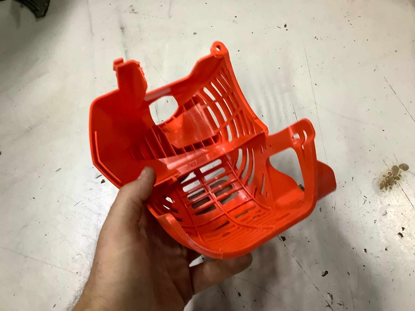 ECHO SHC-225S HEDGE TRIMMER TOP ENGINE COVER