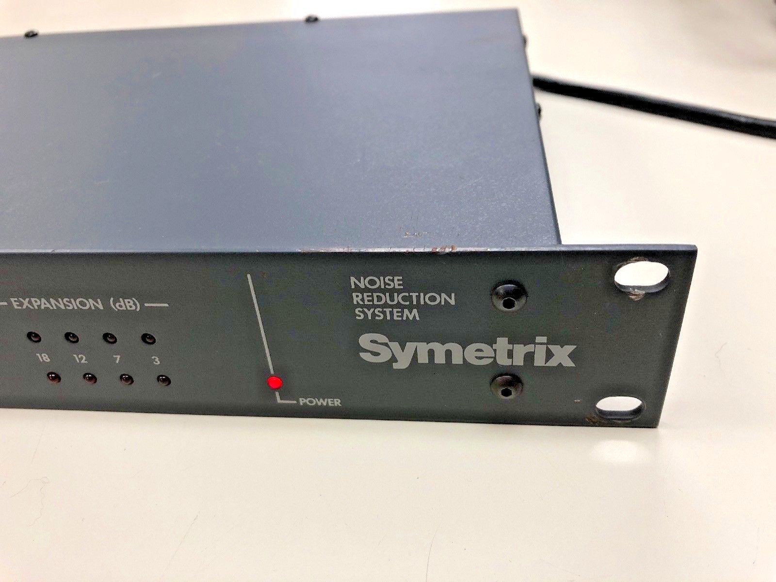 Symetrix 511 Noise Reduction System - Expander / Dynamic Filter / Noise Reducer