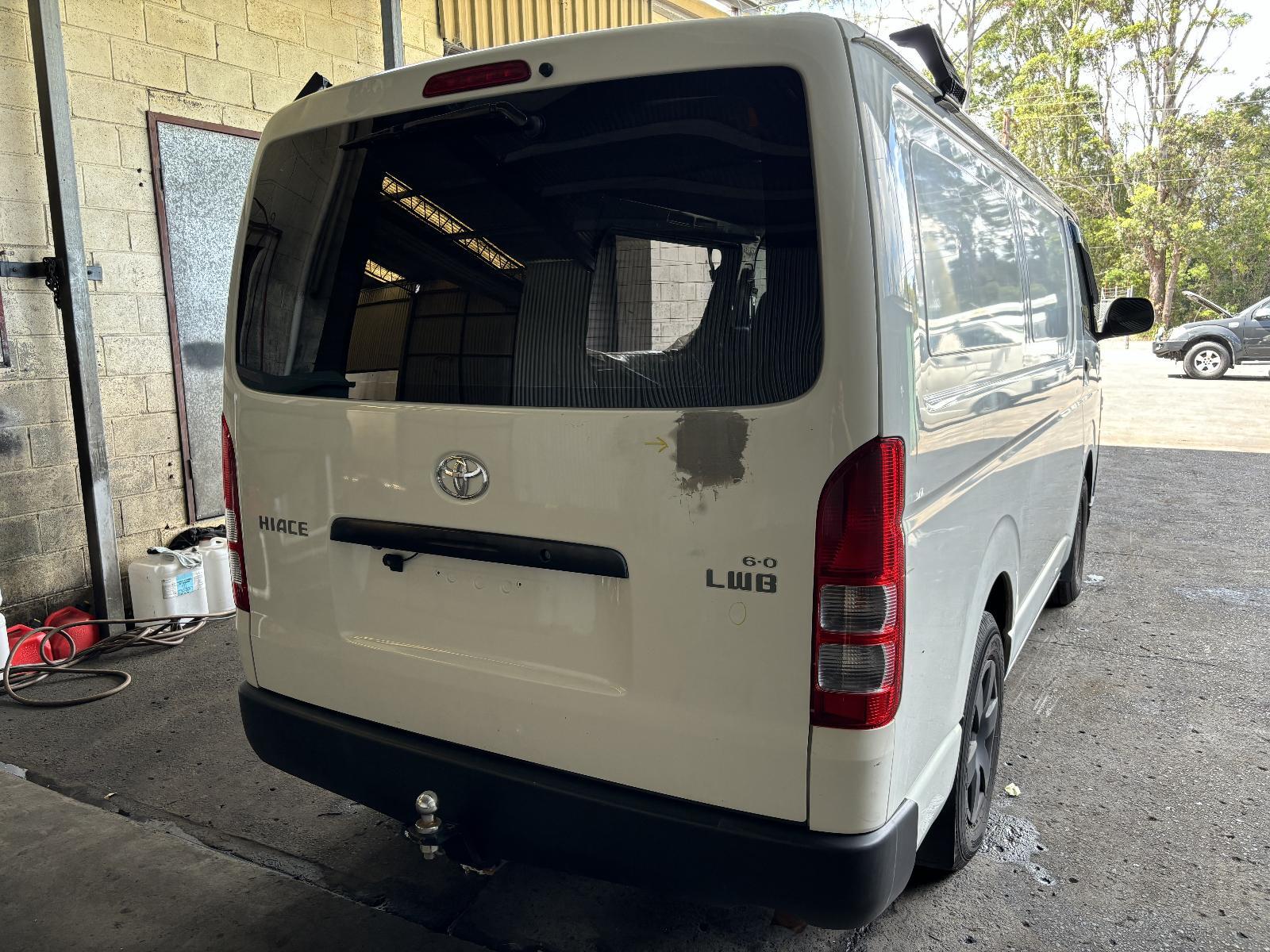 2017 Toyota Hiace ALTERNATOR DIESEL 3.0 1KD-FTV TURBO KDH 09/06-04/19 06 07 08 0 image 6