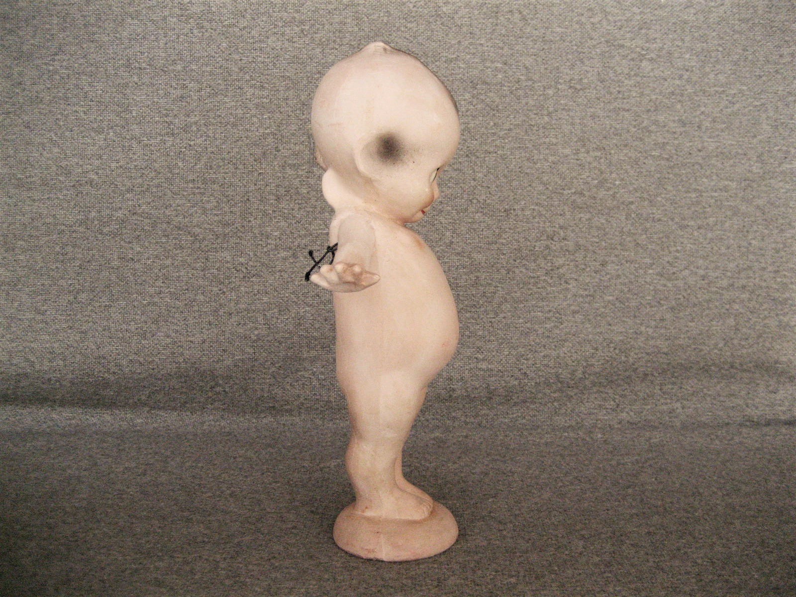 ANTIQUE VINTAGE CHALKWARE KEWPIE DOLL WITH WINGS 13