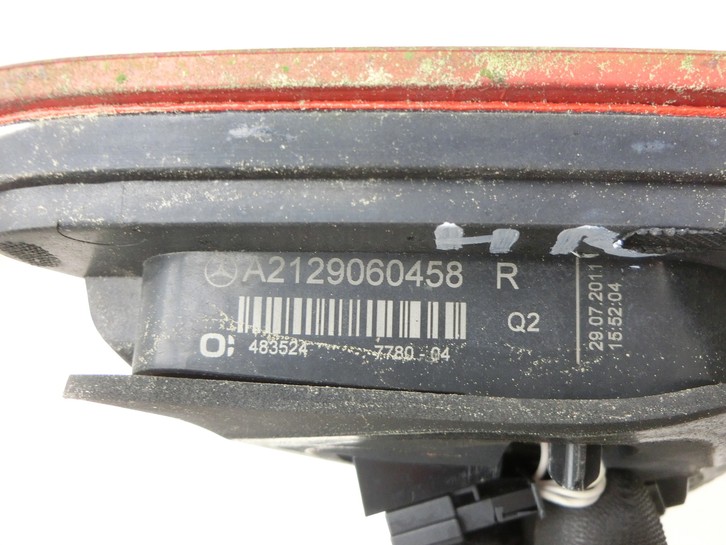 Mercedes W212 E200 09-13 Lim Rückleuchte Heckleuchte für Klappe Rechts Mercedes W212 E200 09-13 15.08.2011... Vorschau 6