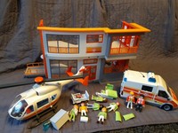 playmobil air ambulance