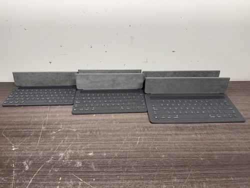 Apple Smart Keyboards for iPad, 2 A1829, 1 A1772, 2 A1636