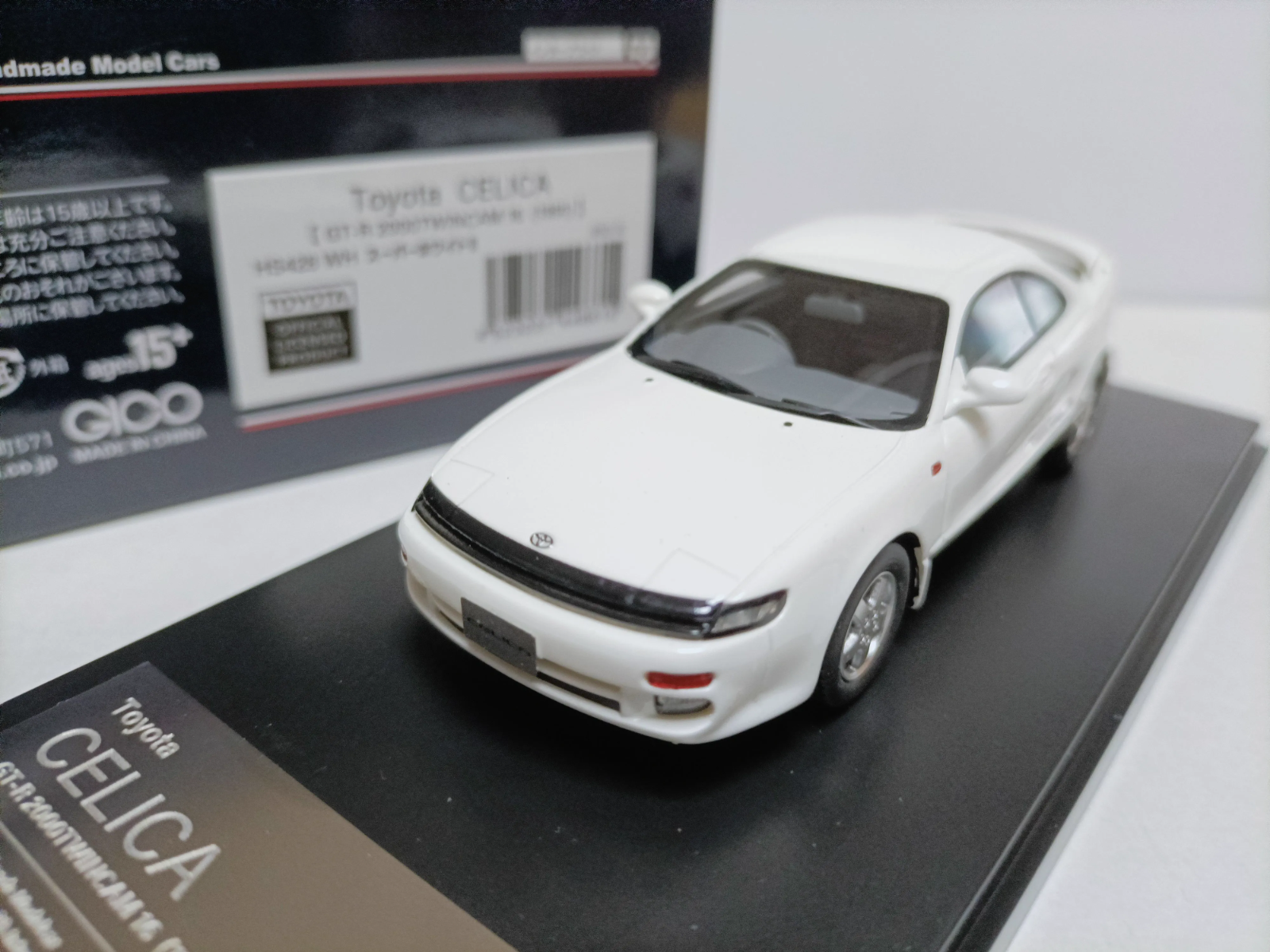 TOYOTA 2000GT ホワイト 1/43 スケール Mark43 Models Toyota 2000GT MF10 1969-70 White PM4363W 1/43