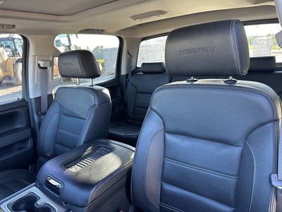image 4 of interior