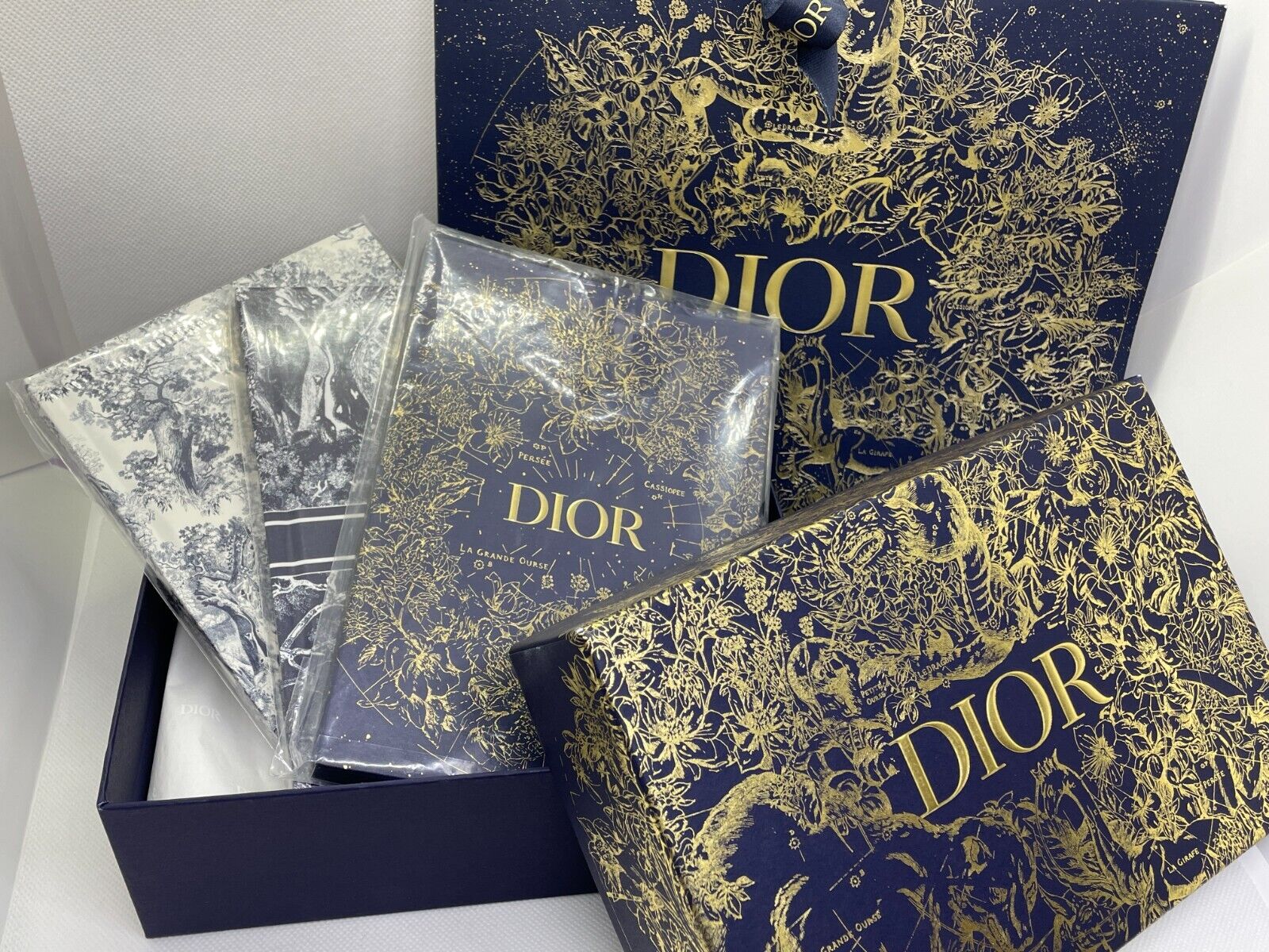 Dior Notebook 3SET Journal Novelty & Holiday Gift Box Dior Notebook 3SET Journal Novelty & Holiday Gift Box