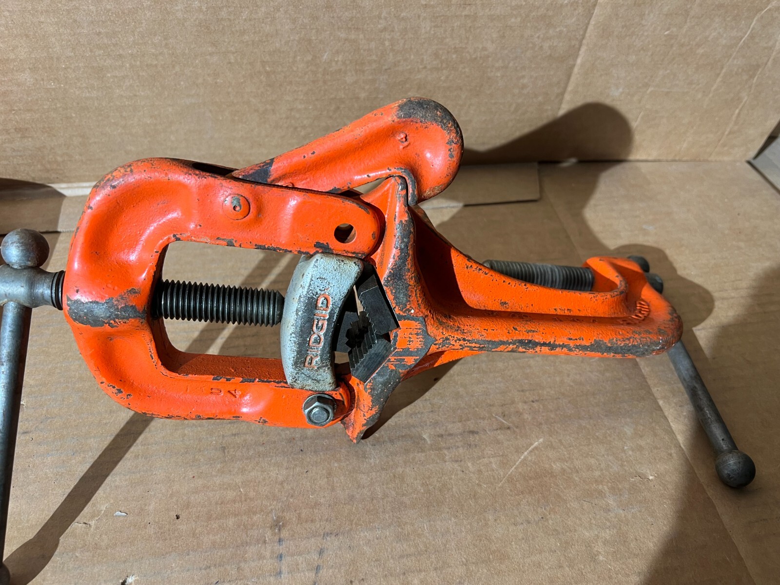 RIDGID 700 SUPPORT ARM/PIPE VISE 1/8 RIDGID 700 SUPPORT ARM/PIPE VISE 1/8