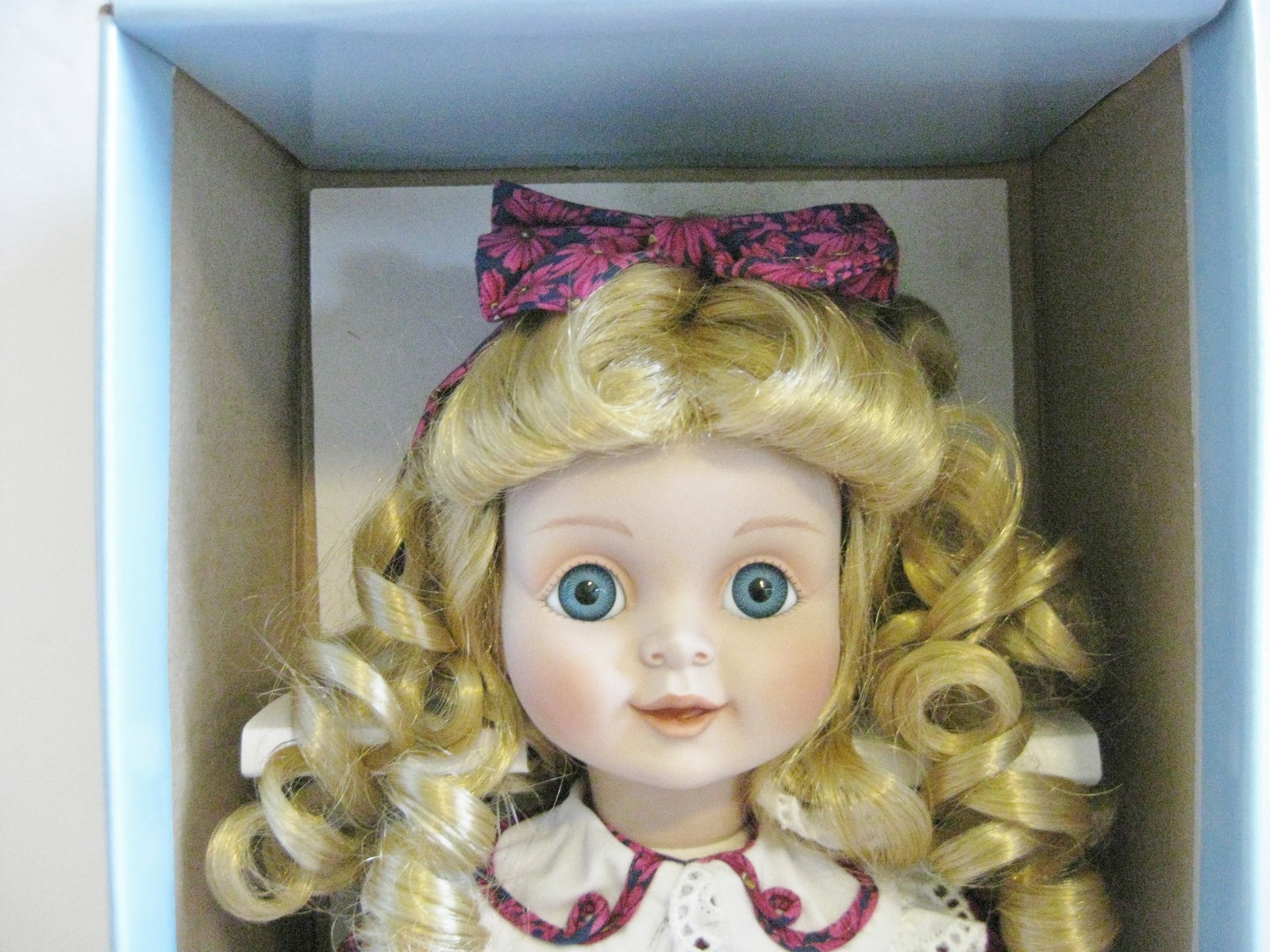 Vtg Doll BETTY JANE CARTER Bette Ball Retirement Ed Porcelain Doll 65/500 NIB