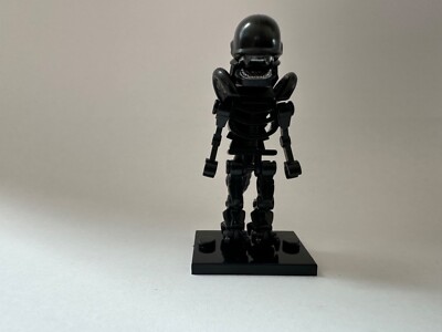 Alien Xenomorph Custom Minifigure Ridley Scott b