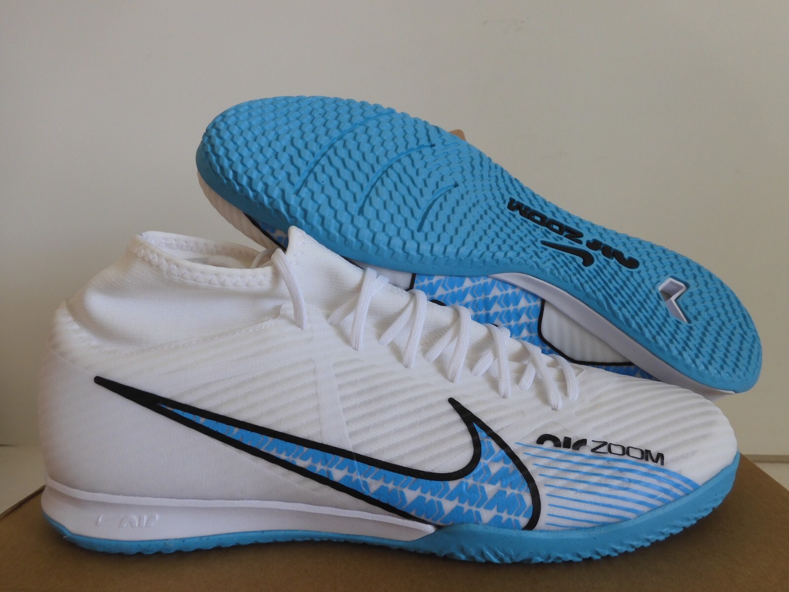 Nike Zoom Mercurial Superfly 9 Academy Ic White-Blue-Pink Sz