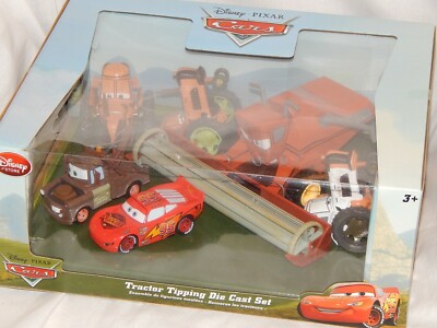 Disney Store 1 43 Disney Pixar Cars Tractor Tipping Die Cast Set Frank Mcqueenのebay公認海外通販 セカイモン