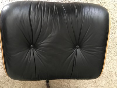 Rare Vintage Herman Miller Classic Eames Lounge Chair with Brazilian Rosewood.