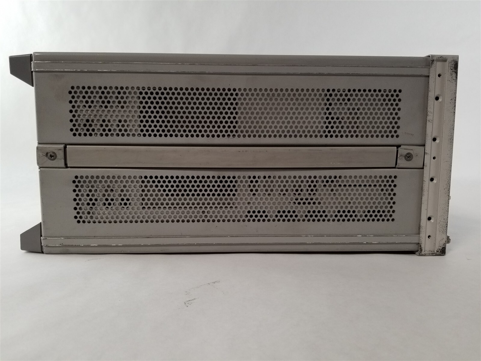 Hewlett Packard 8722D Microwave Vector Network Analyzer 50MHz-40GHz Opt 012 089