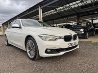 2015 BMW 3 Series 3.0 330d Luxury Auto Euro 6 (s/s) 4dr Diesel