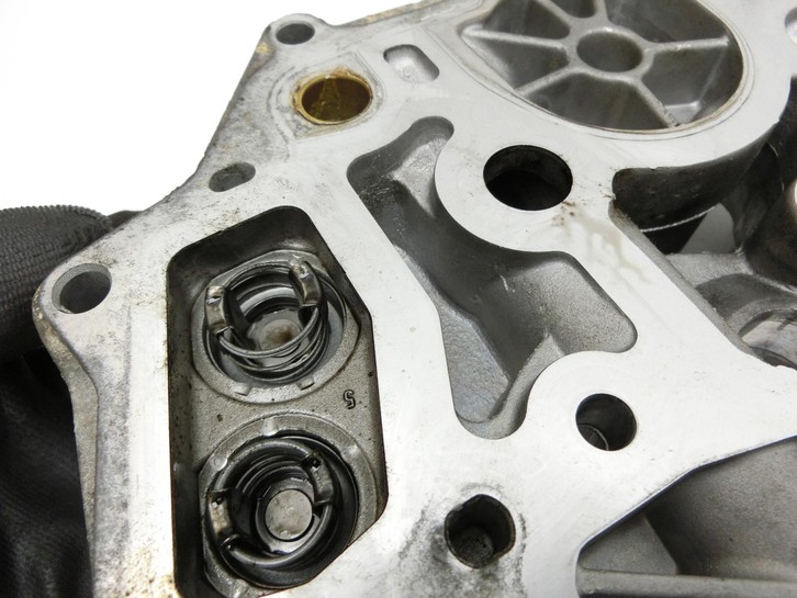 Audi A5 8T 07-12 TDI 2,7 140KW CGKA Ölfiltergehäuse Ölfilter Gehause Halter Audi A5 8T 07-12 04.12.2008 059115397AA... Vorschau 6