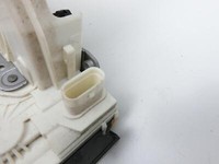 Mercedes W212 E200 09-13 Lim Türschloss m. ZV Stellmotor Links Vorne Mercedes W212 E200 09-13 03.11.2010... Vorschau 5