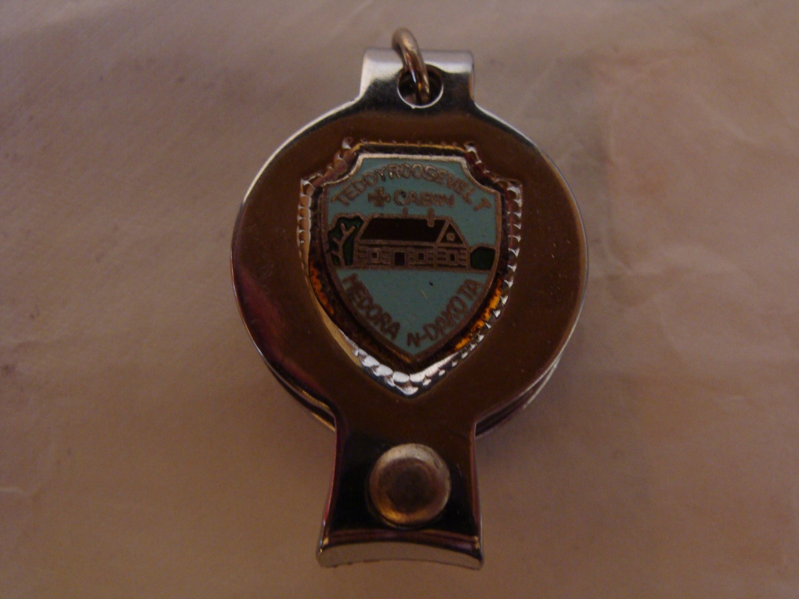 Vintage Teddy Roosevelt Cabin Medora North Dakota Nail Clippers, Compass