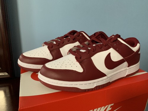 dunk low retro team red