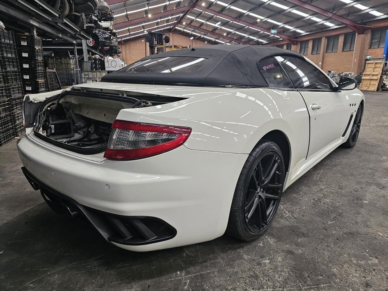 2015 Maserati Granturismo PLENUM CHAMBER 10/2007-02/2020 768882 image 6